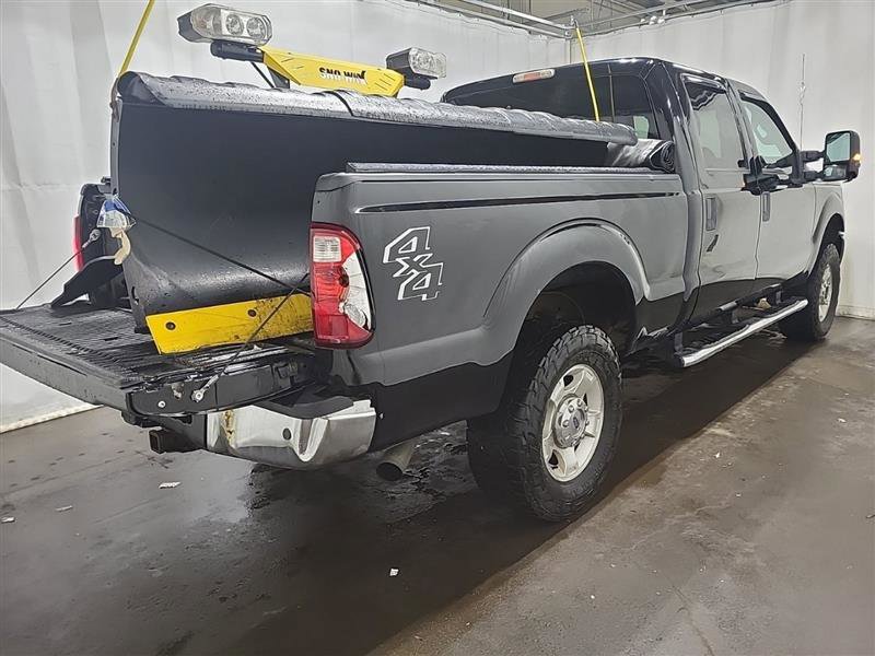 Used 2016 Ford F350 XLT image 4