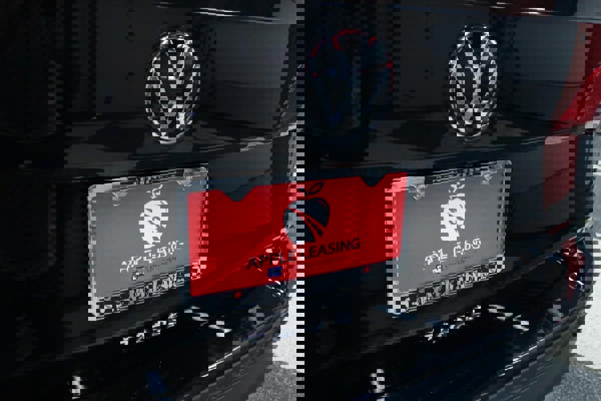 Used 2024 Volkswagen Taos S image 28