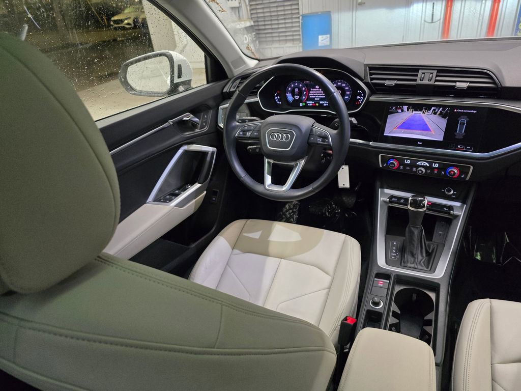 Used 2023 Audi Q3 2.0T Premium image 33