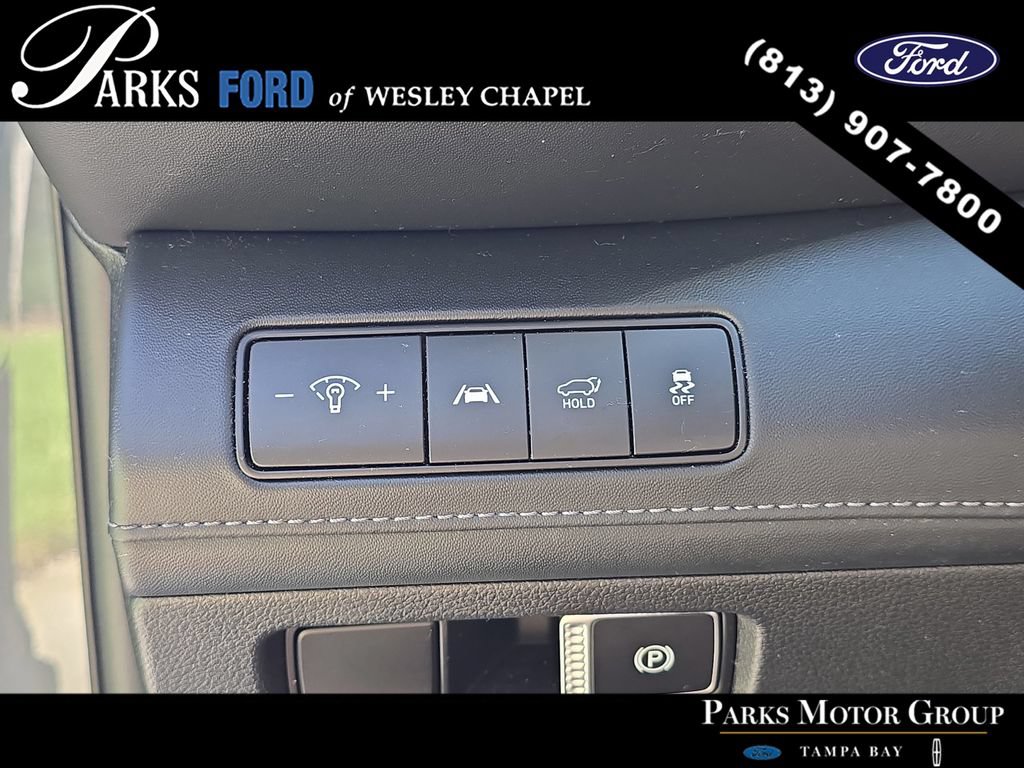 Used 2021 Hyundai Santa Fe Calligraphy AWD/4WD image 27