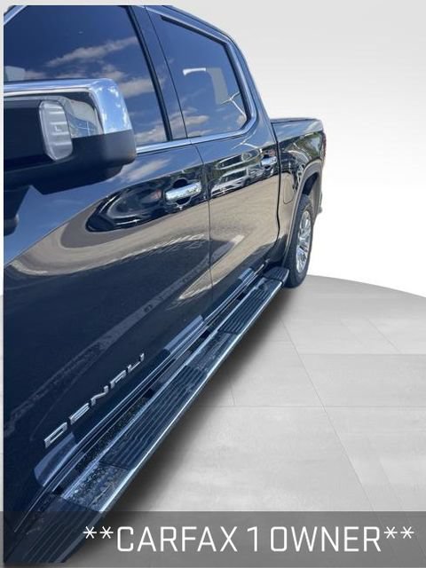 Used 2020 GMC Sierra 1500 Denali w/ Technology Package AWD/4WD image 2