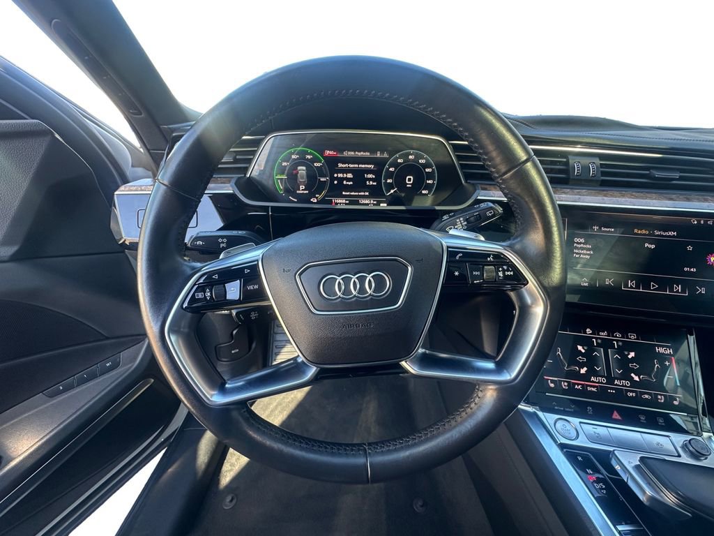 Used 2019 Audi e-tron Premium Plus image 12