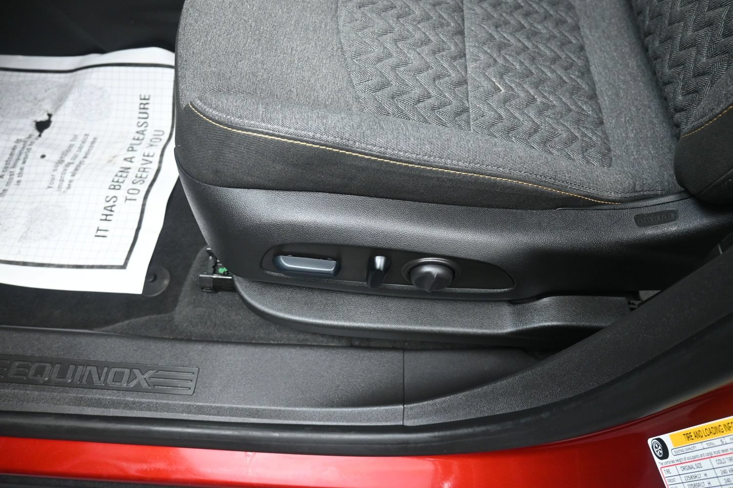 Used 2024 Chevrolet Equinox LT w/ LPO, Floor Liner Package AWD/4WD image 16