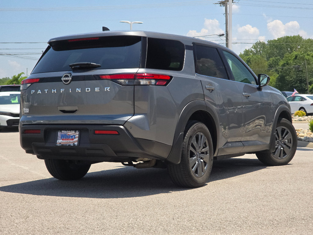 Used 2023 Nissan Pathfinder S FWD image 9