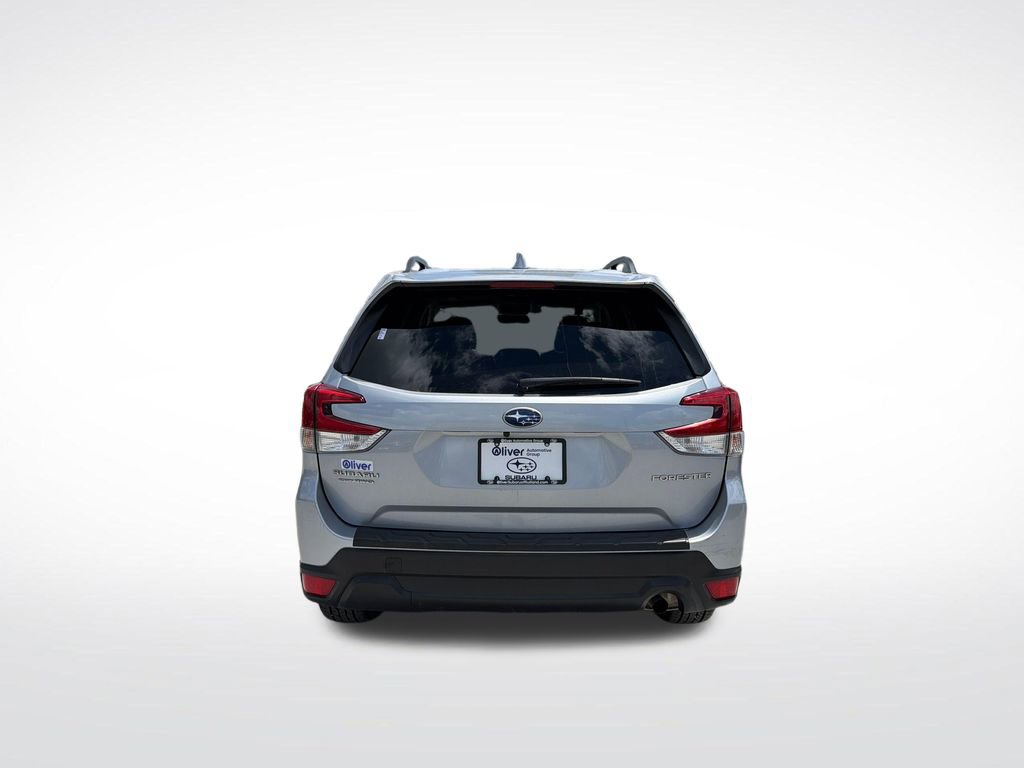Used 2019 Subaru Forester Premium AWD/4WD image 12