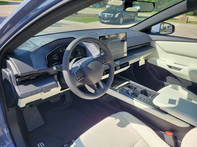 New 2026 Lexus ES 350h AWD image 18