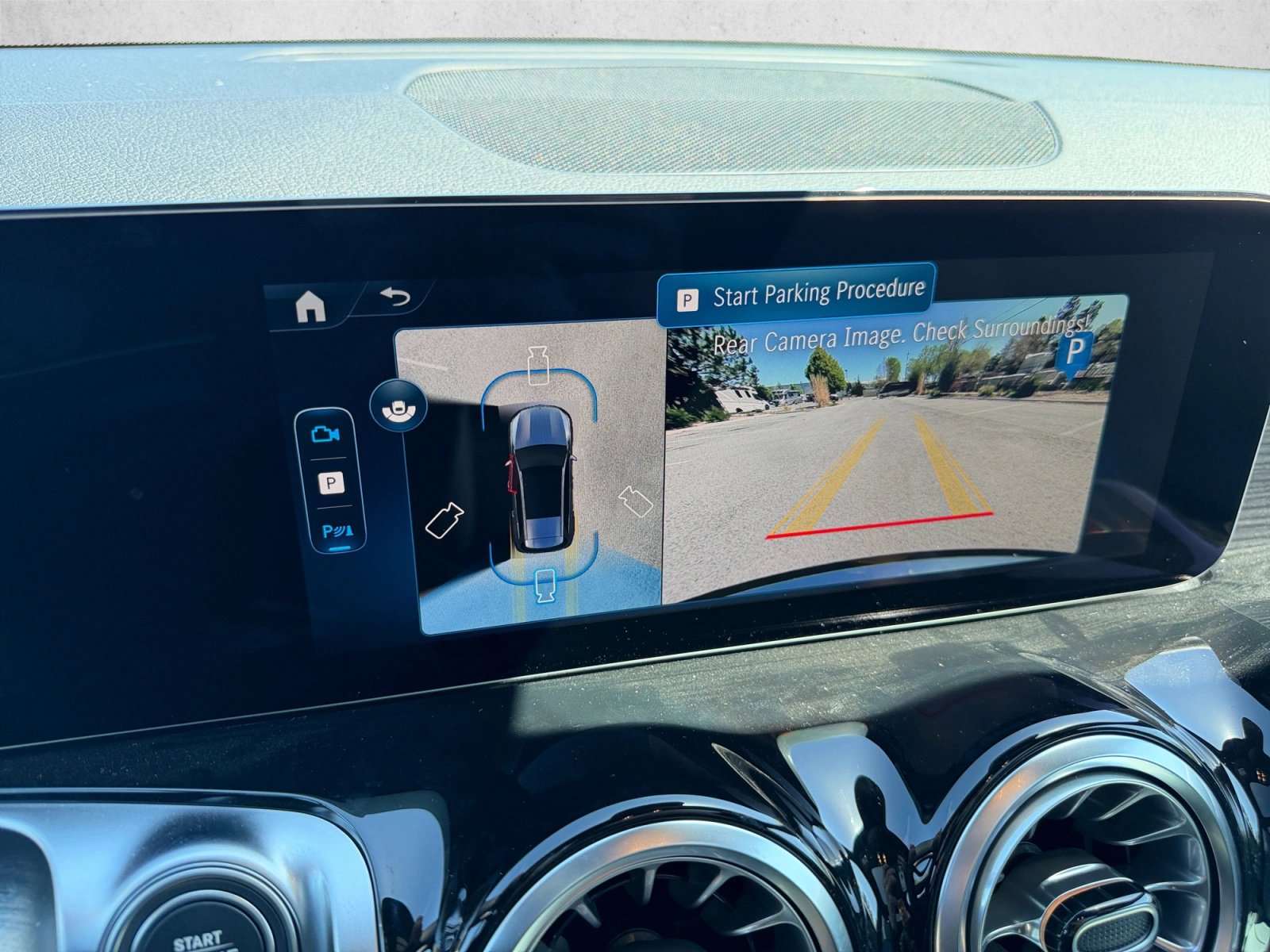 New 2026 Mercedes-Benz GLB 250 4MATIC image 15