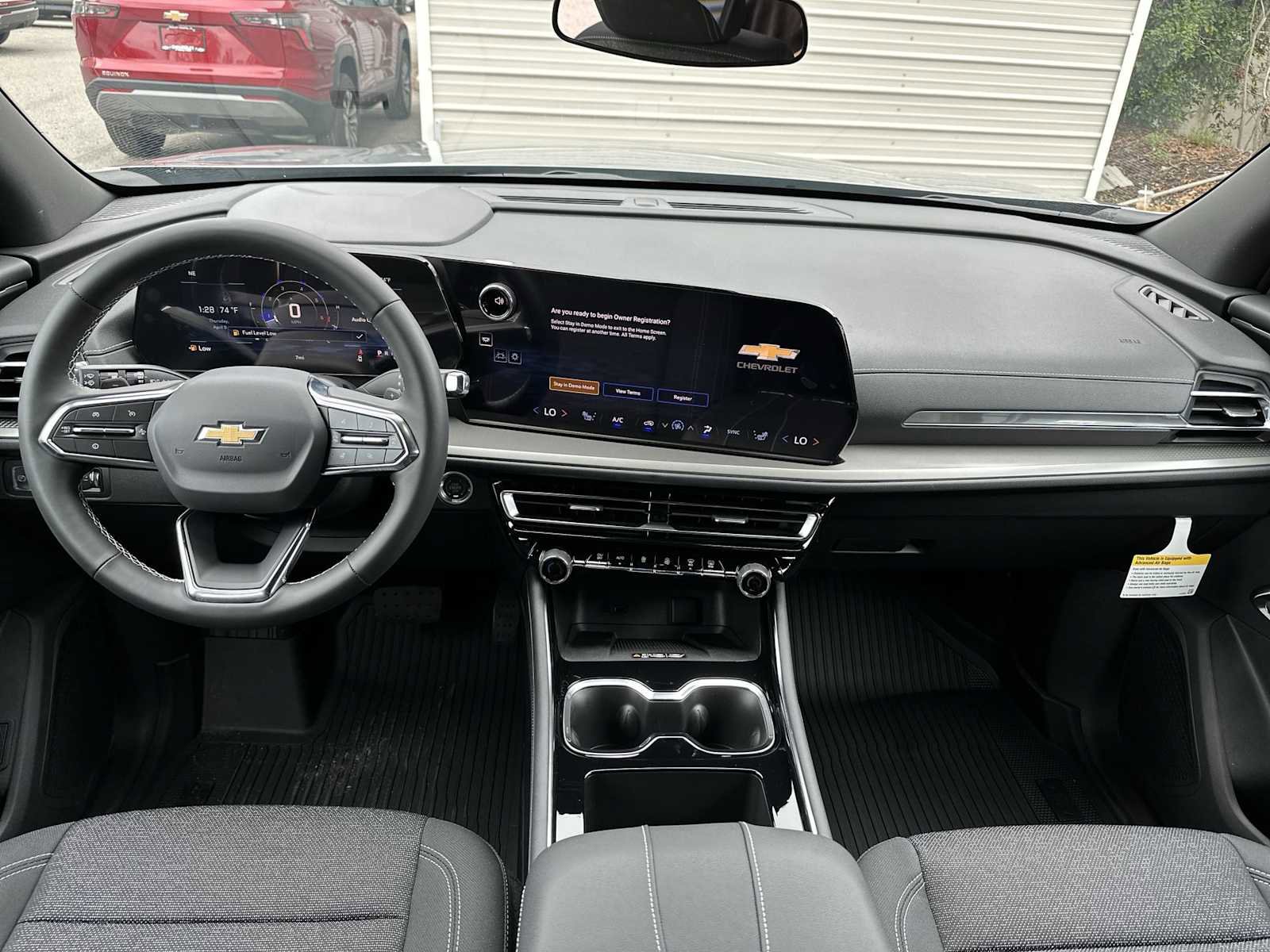 New 2026 Chevrolet Traverse LT image 15