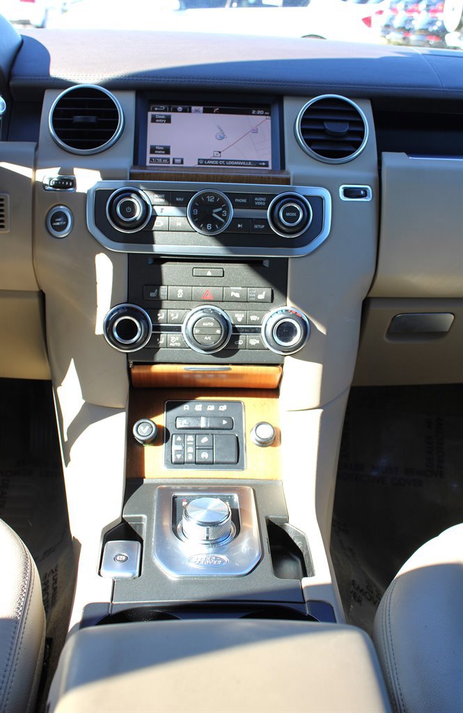 Used 2016 Land Rover LR4 HSE image 14