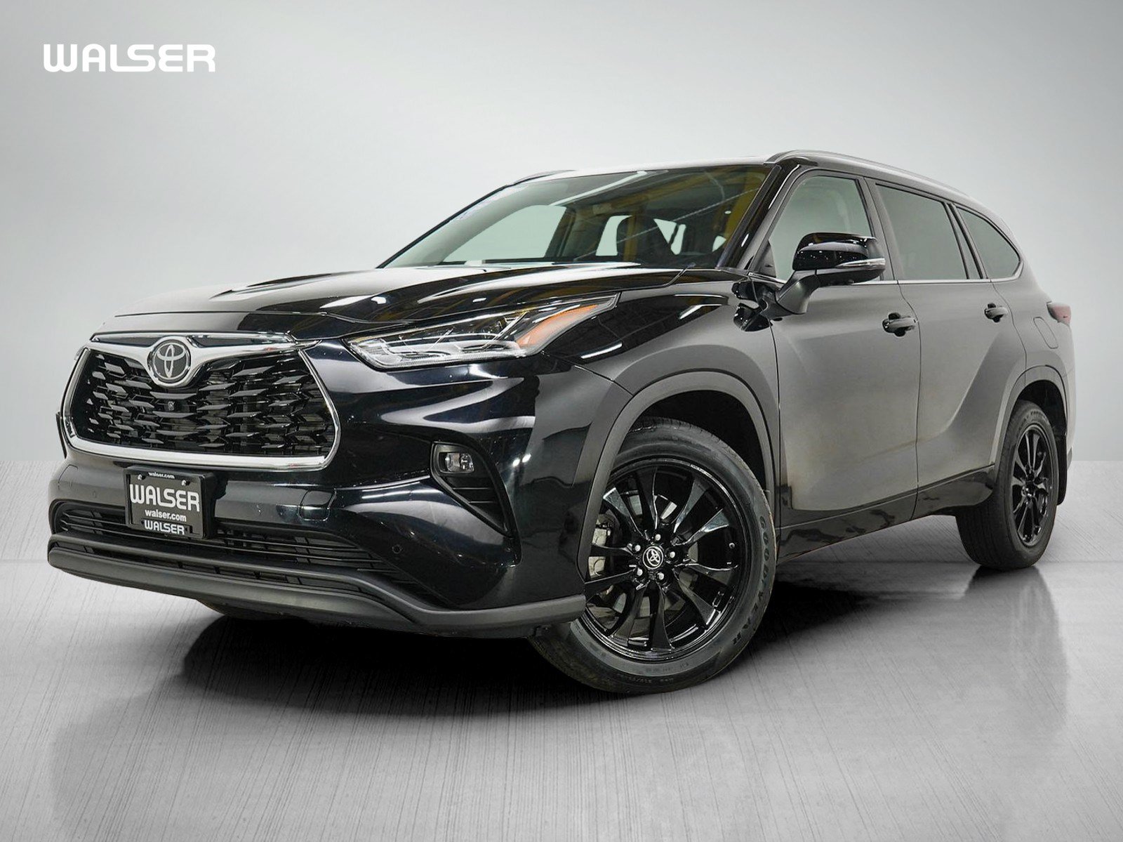 Used 2024 Toyota Highlander Limited