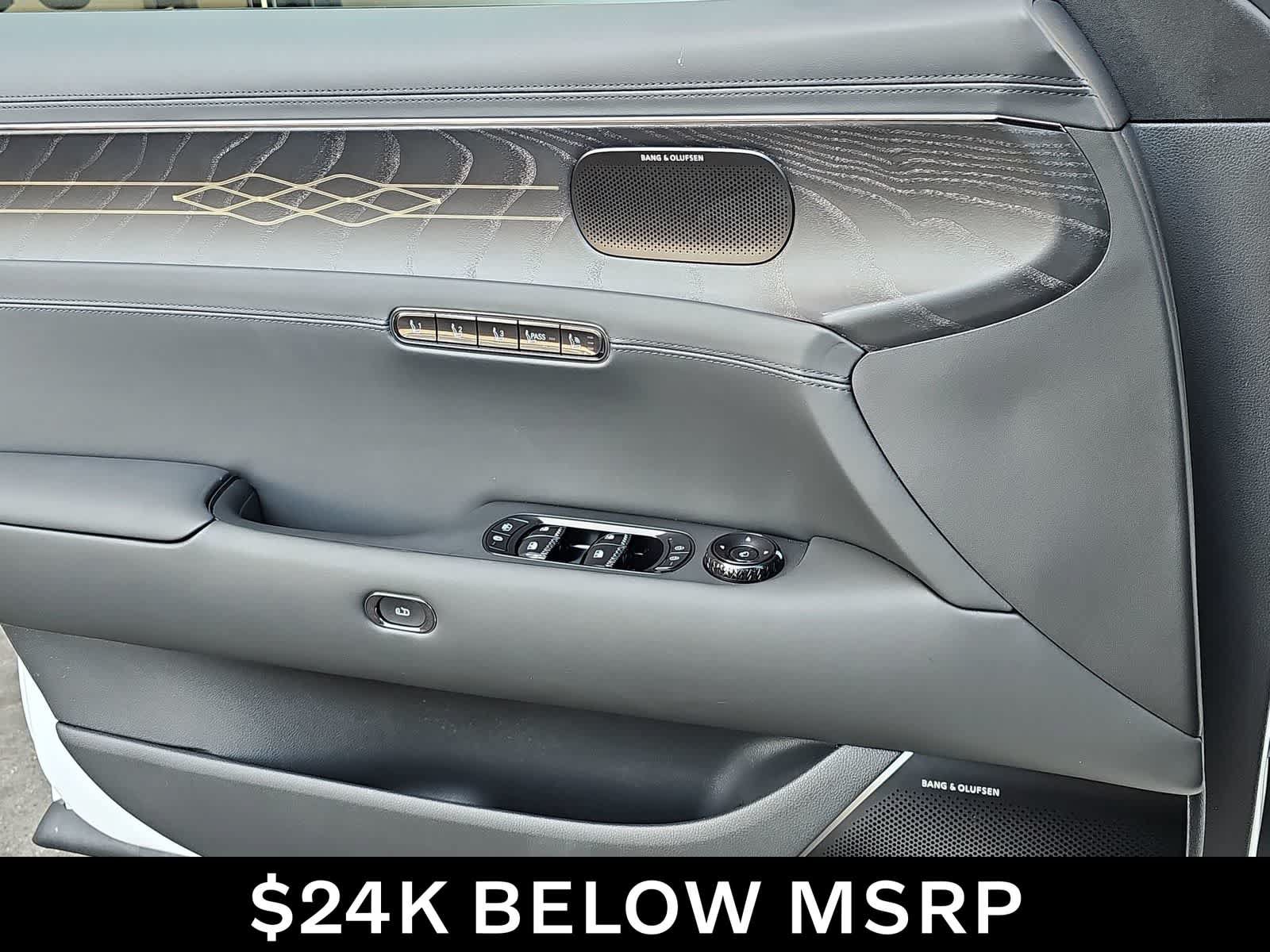 Used 2026 Genesis G90 3.5T Prestige AWD/4WD image 28