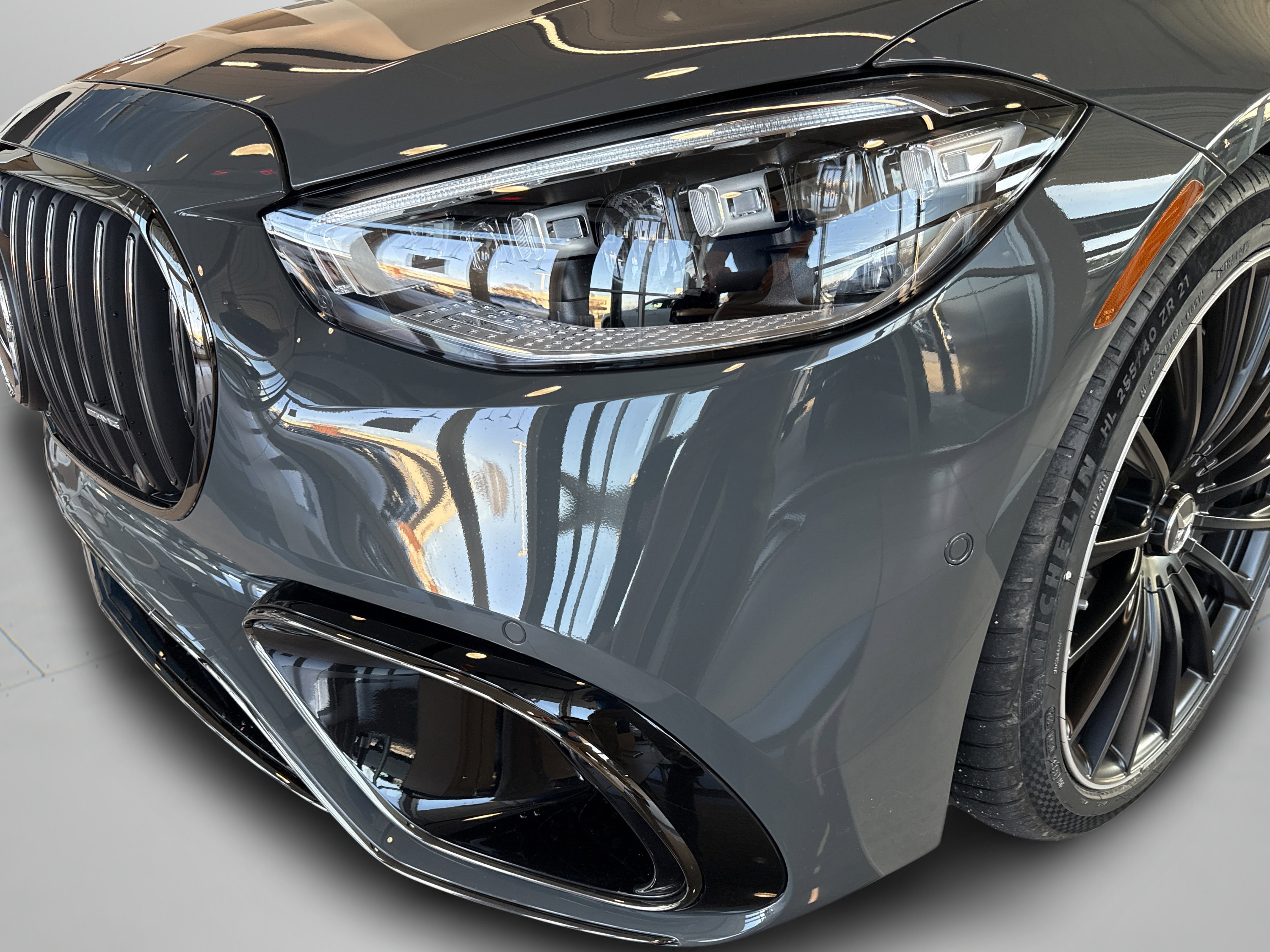 New 2026 Mercedes-Benz S 63 AMG S image 2