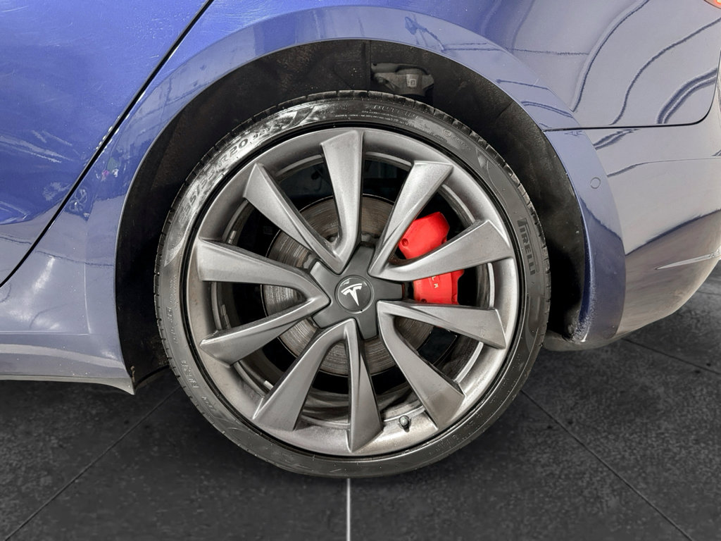 Used 2020 Tesla Model 3 Performance image 32