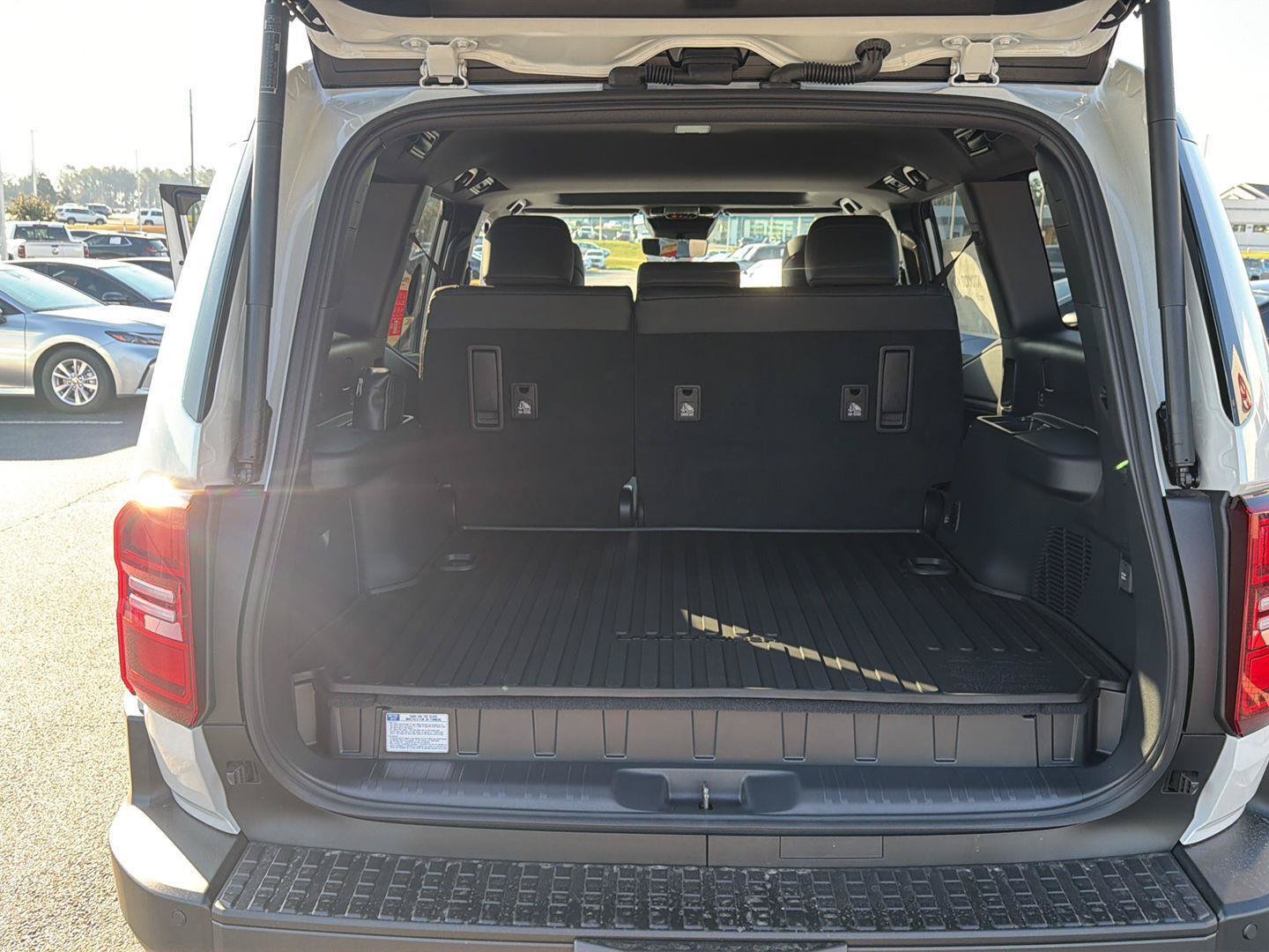 New 2027 Toyota Land Cruiser w/ Premium Package AWD/4WD image 34