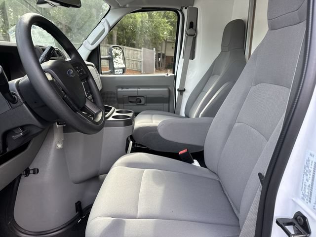 New 2027 Ford E-350 and Econoline 350 Super Duty w/ Power Equipment Group RWD image 18