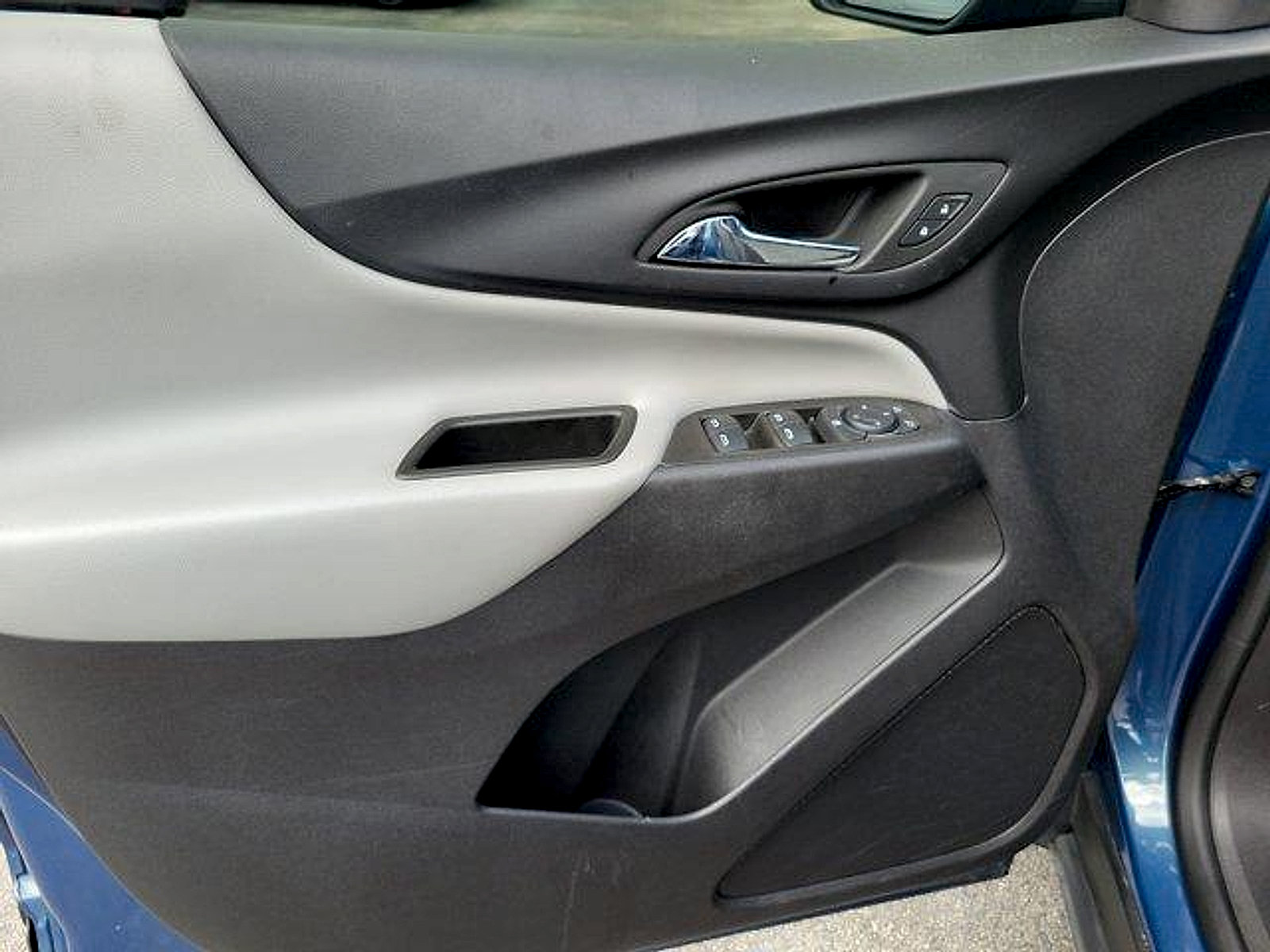 Used 2024 Chevrolet Equinox LS FWD image 20