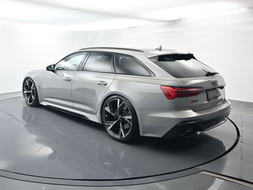 Used 2023 Audi RS 6 AWD/4WD image 3