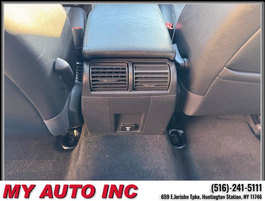 Used 2009 Jeep Grand Cherokee Laredo image 13