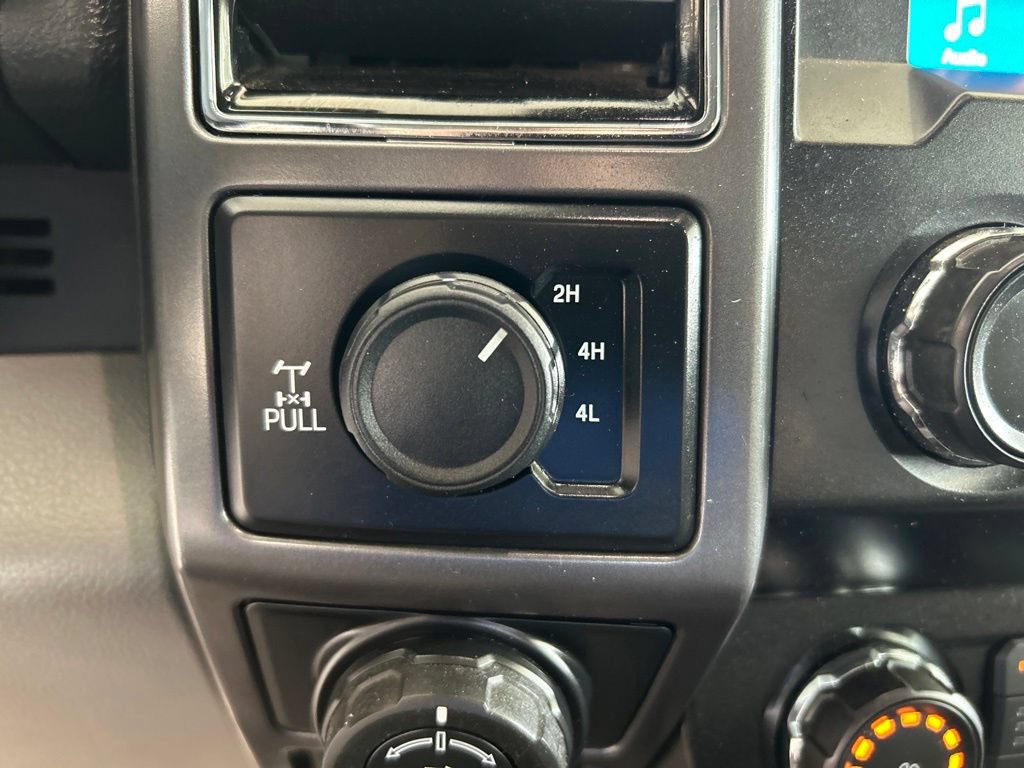 Used 2019 Ford F150 XLT w/ Equipment Group 302A Luxury AWD/4WD image 49