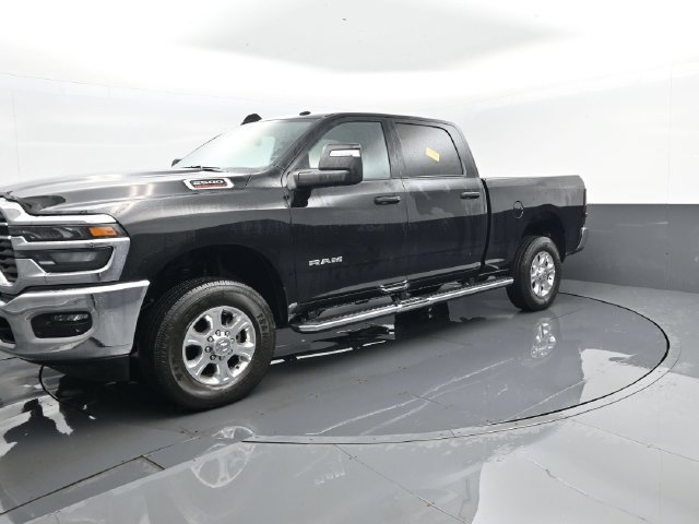 Used 2025 RAM 2500 Big Horn AWD/4WD image 2