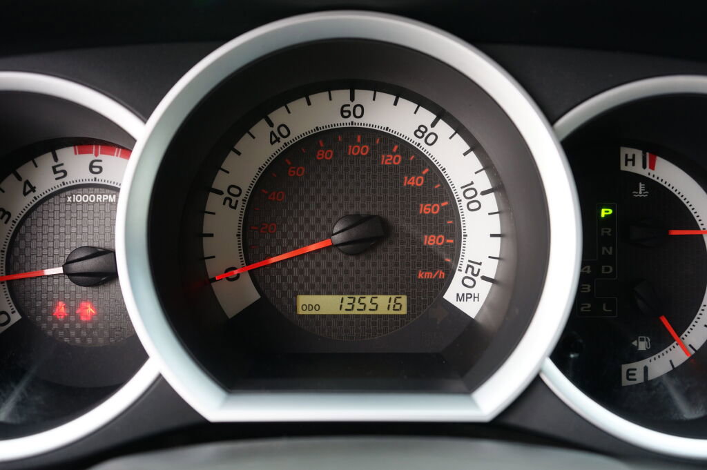 Used 2012 Toyota Tacoma 4x4 Double Cab image 22