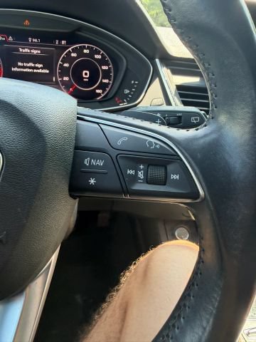 Used 2018 Audi Q5 2.0T Premium AWD/4WD image 21