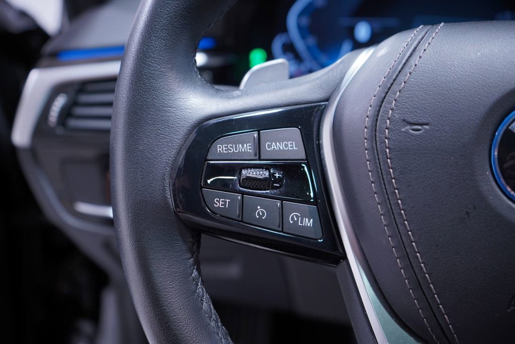 Used 2023 BMW 530e 530e iPerformance w/ Premium Package image 20