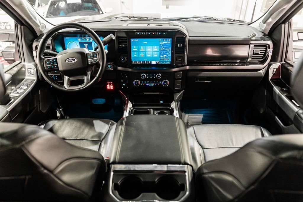 Used 2023 Ford F250 Lariat w/ Lariat Ultimate Package AWD/4WD image 18
