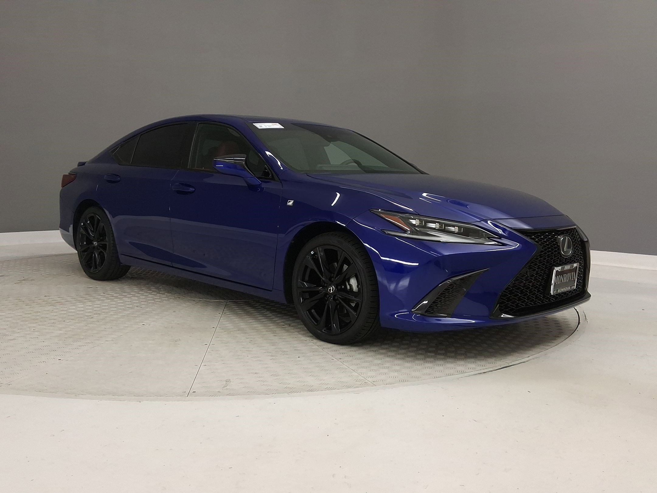 Used 2023 Lexus ES 300h F Sport image 5