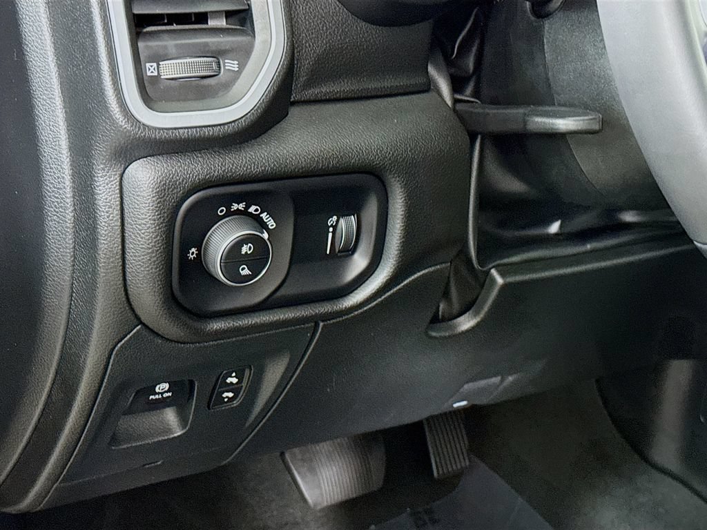 Used 2023 RAM 1500 Big Horn AWD/4WD image 21