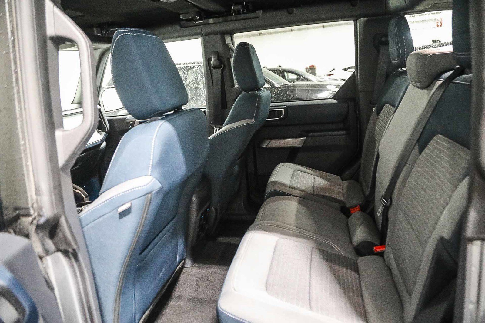 Used 2022 Ford Bronco Outer Banks image 18