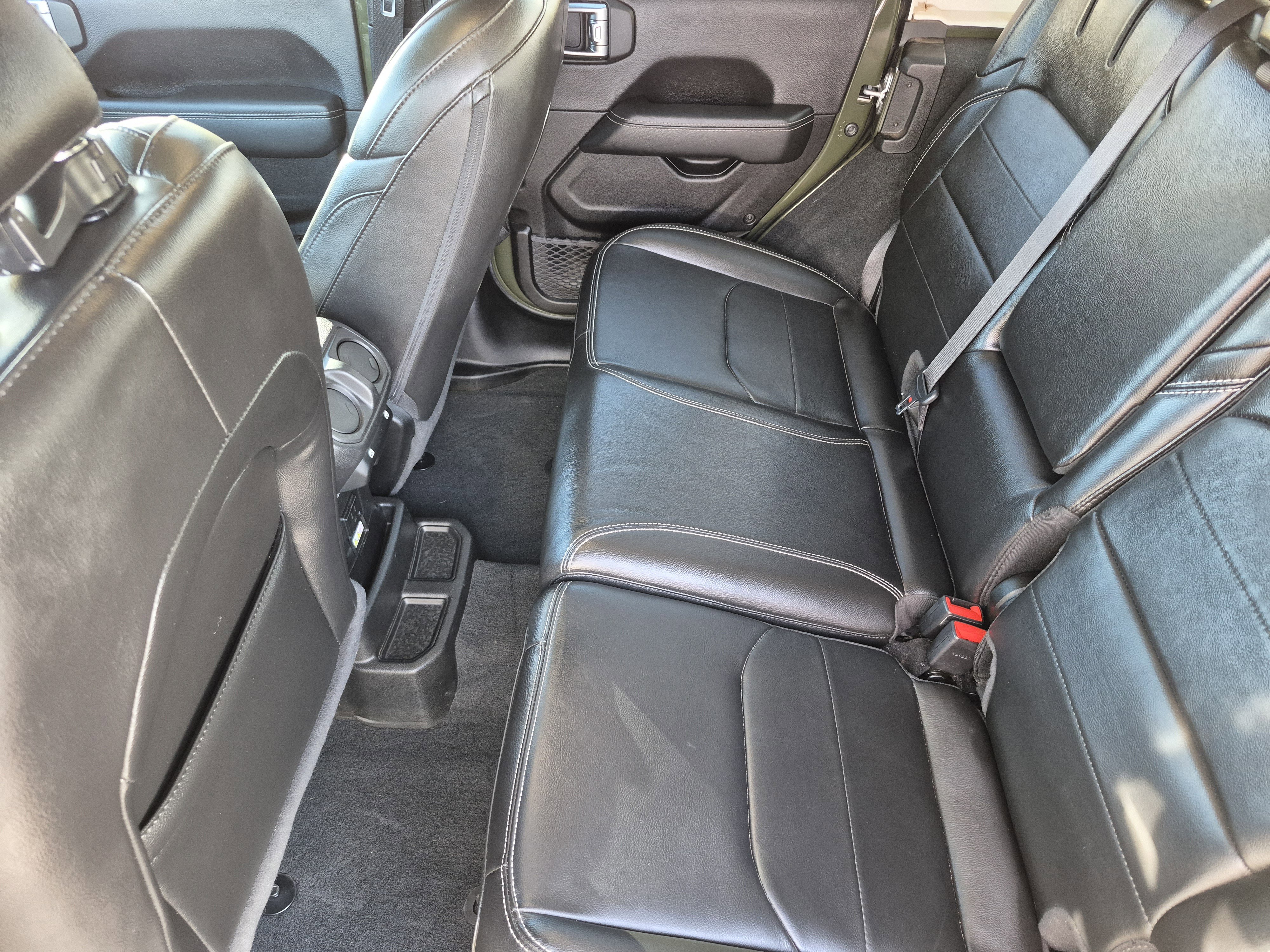 Used 2023 Jeep Wrangler Sahara 4xe image 32