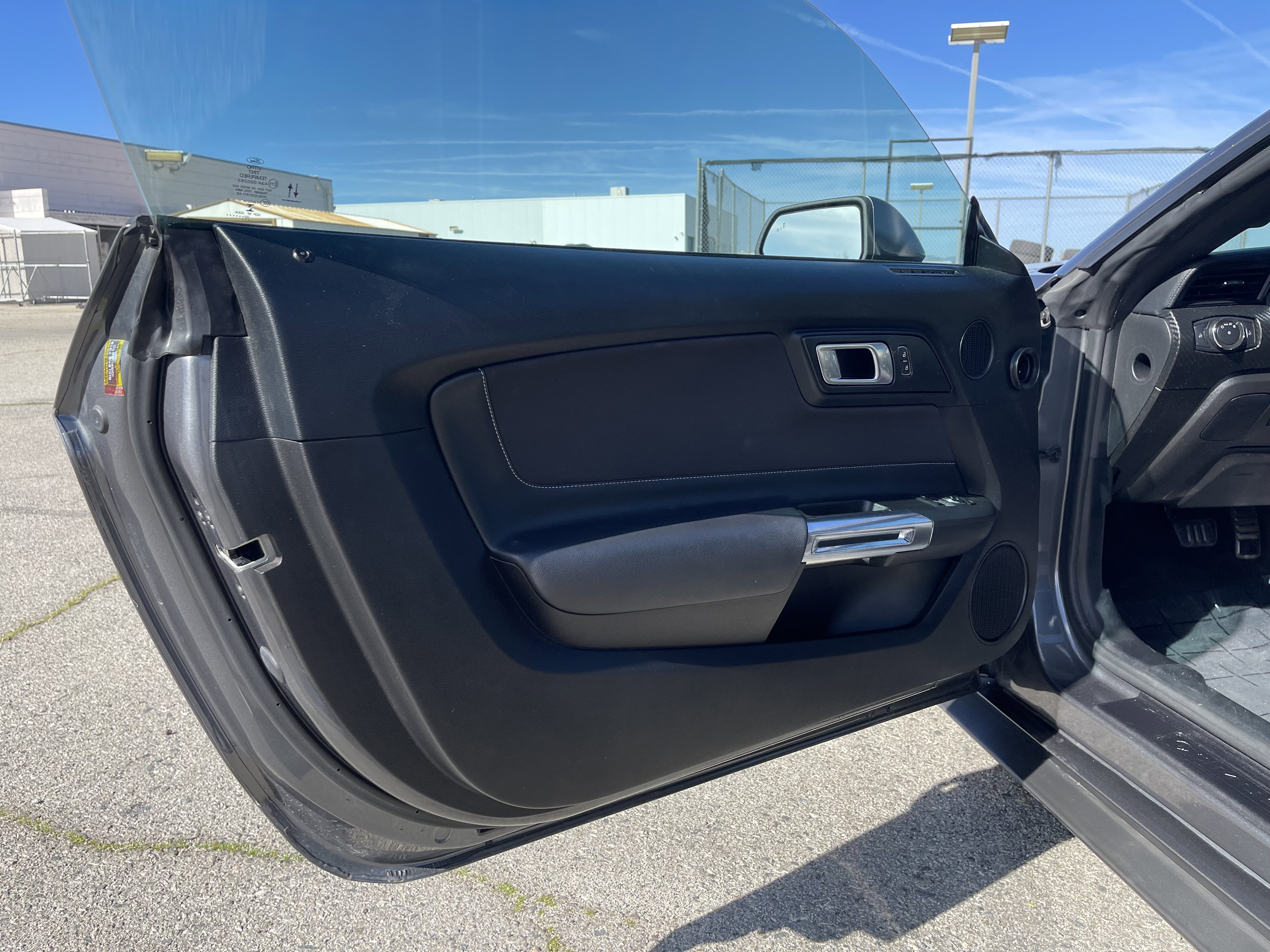 Used 2022 Ford Mustang EcoBoost image 13