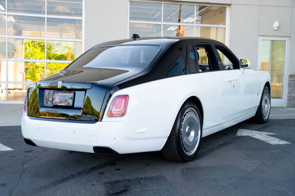 Used 2019 Rolls-Royce Phantom Sedan image 13