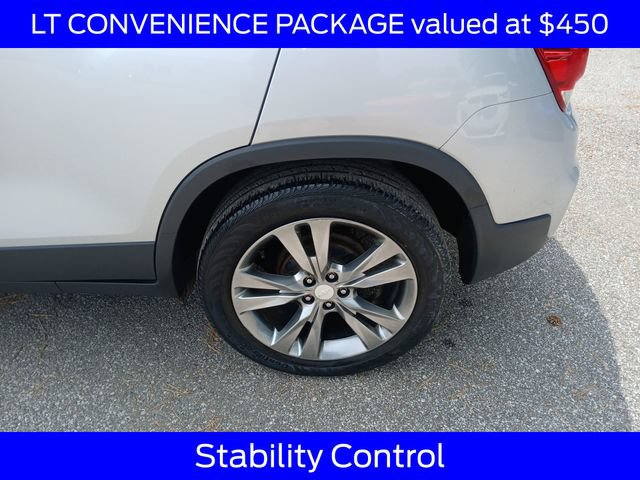 Used 2019 Chevrolet Trax LT w/ Driver Confidence Package FWD image 5