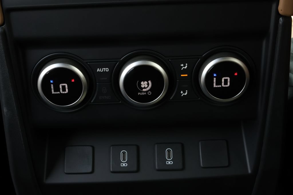 New 2026 Land Rover Defender 130 S AWD/4WD image 31