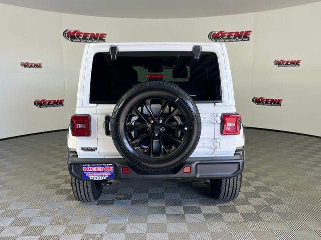 Used 2025 Jeep Wrangler Unlimited Sahara image 7