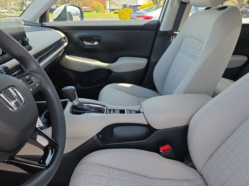 Used 2023 Honda HR-V LX image 20