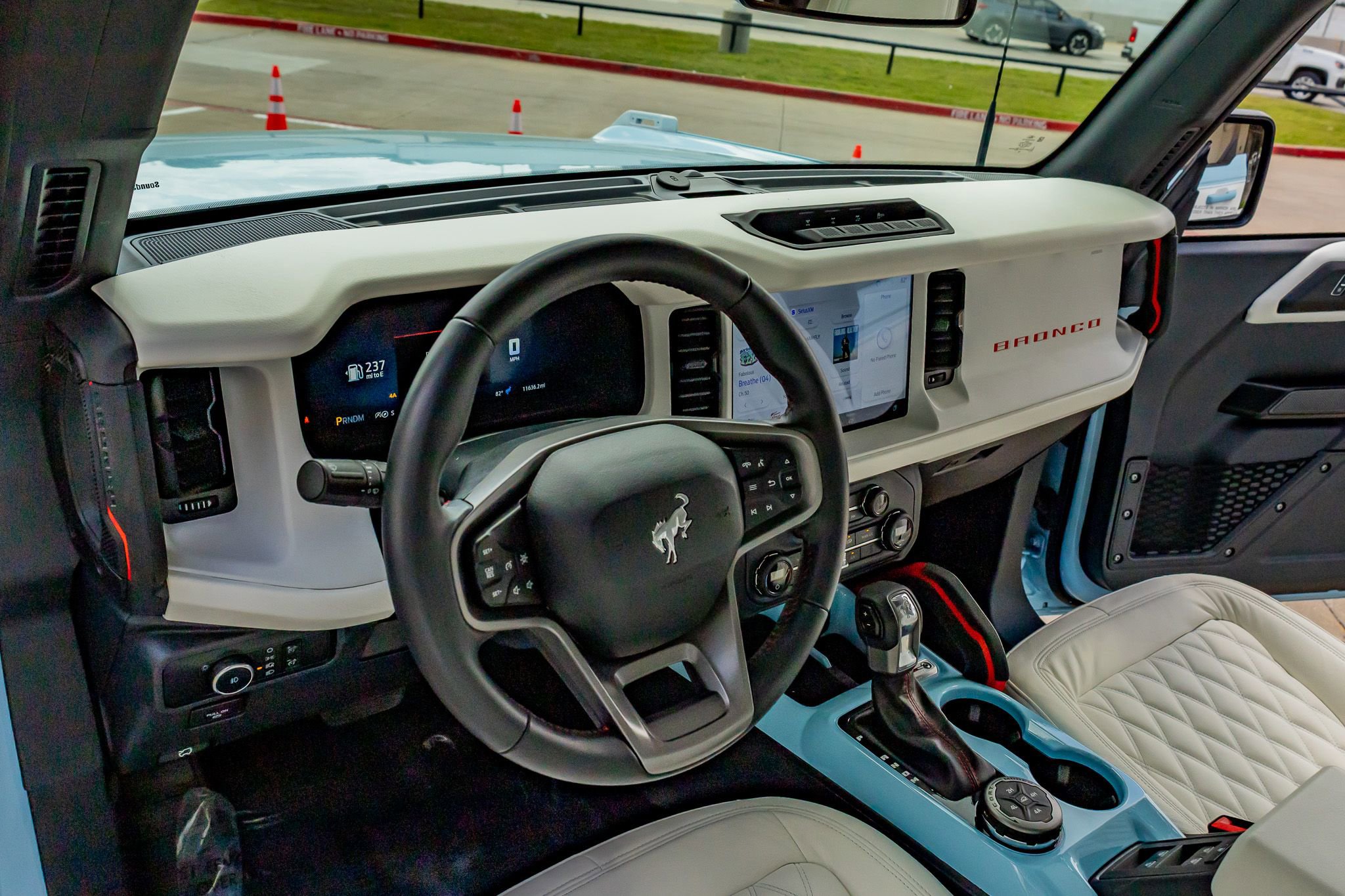 Used 2025 Ford Bronco Heritage Edition image 16