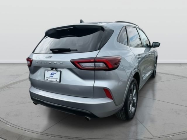 Used 2024 Ford Escape ST-Line image 6