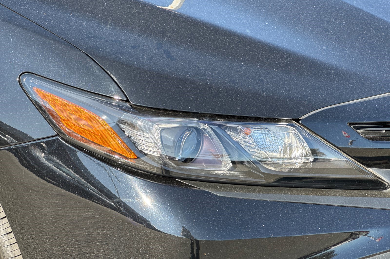 Used 2024 Toyota Camry SE w/ Convenience Package FWD image 12