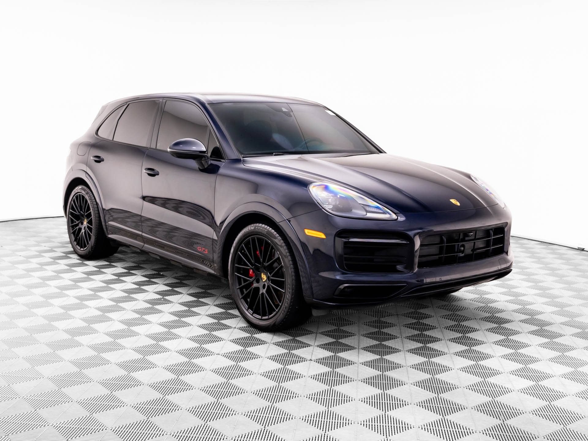 Used 2021 Porsche Cayenne GTS AWD/4WD image 6