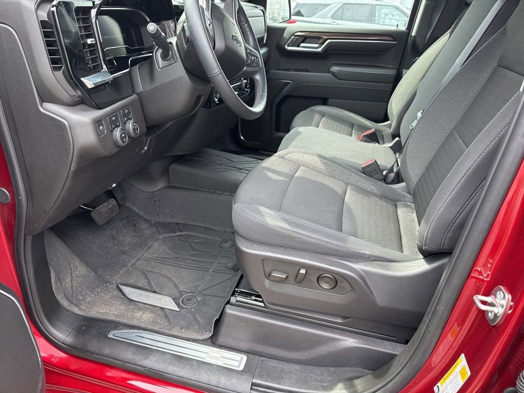 Used 2024 Chevrolet Silverado 1500 RST w/ Protection Package image 17