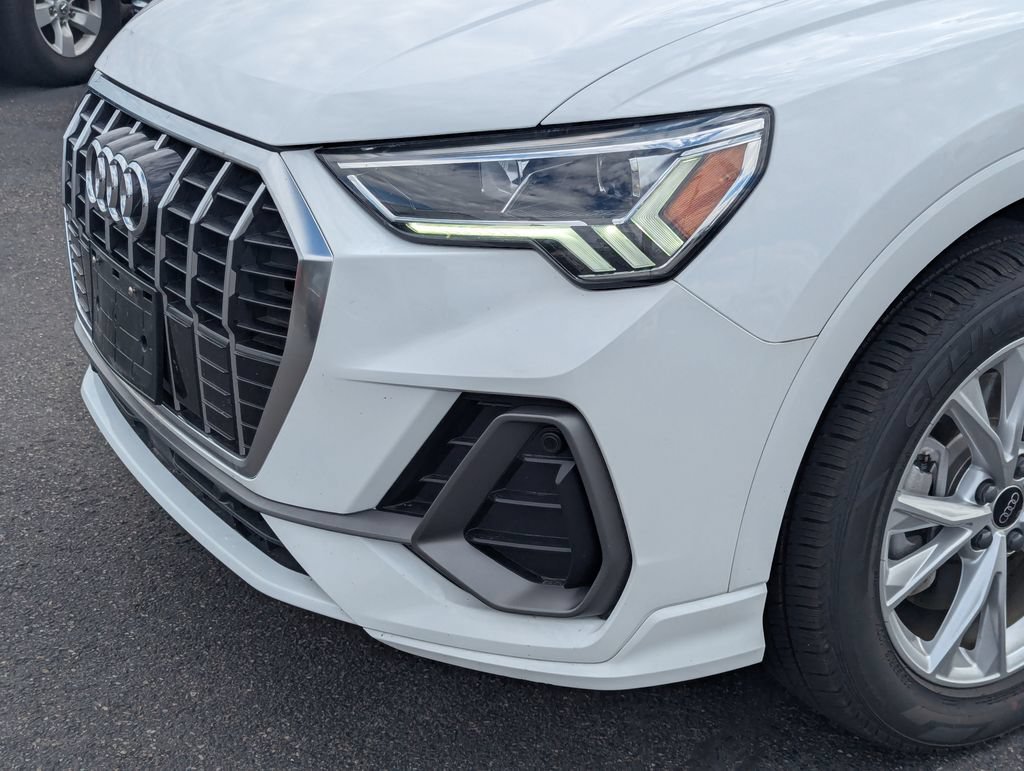 Used 2025 Audi Q3 2.0T Premium AWD/4WD image 12