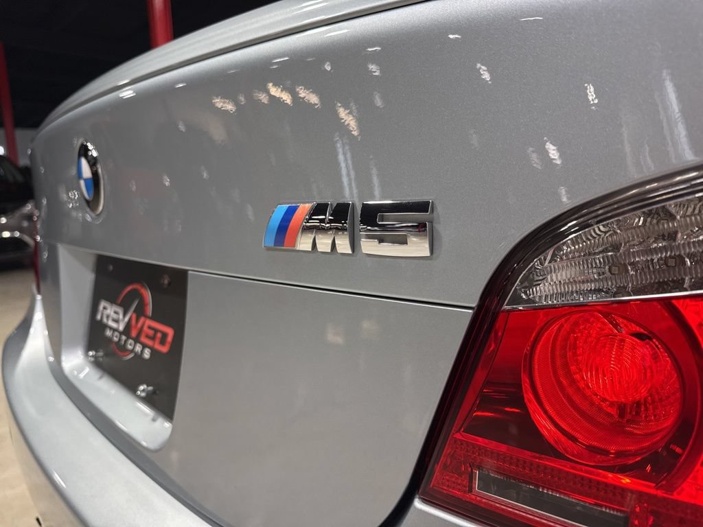 Used 2010 BMW M5 RWD image 17