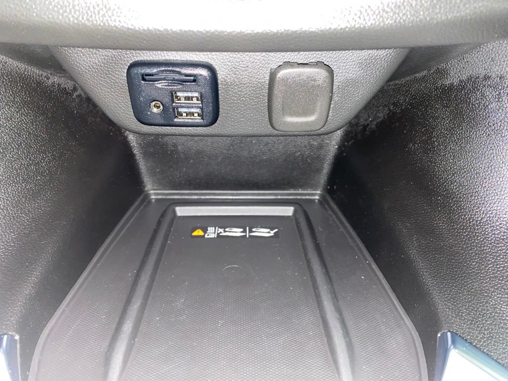 Used 2023 Chevrolet Traverse LT w/ LT Premium Package AWD/4WD image 58