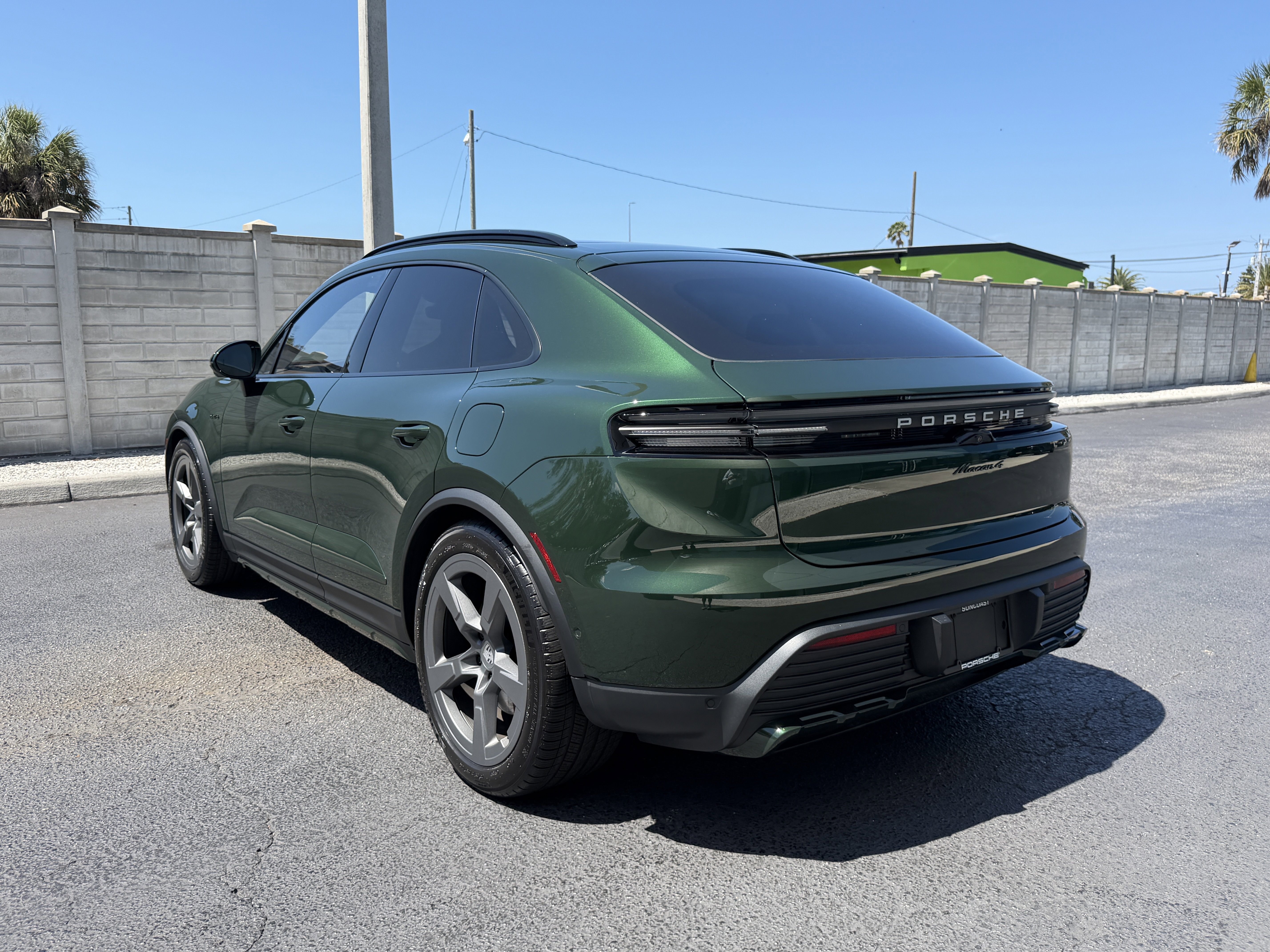New 2026 Porsche Macan 4 Electric AWD/4WD image 3