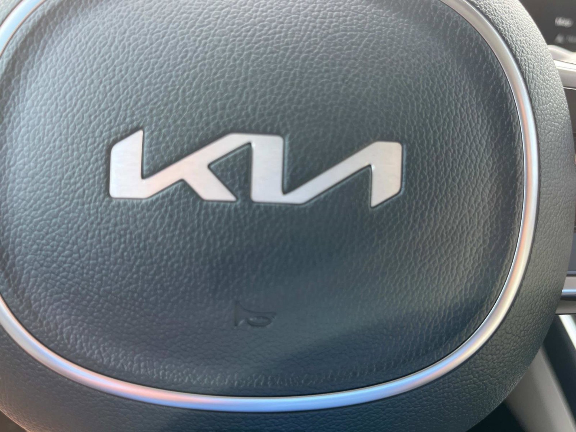 New 2026 Kia Carnival EX FWD image 29