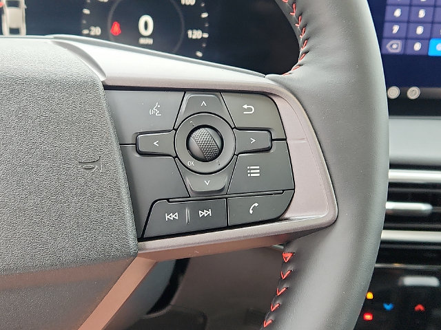 Used 2026 Nissan Sentra SR w/ SR Premium Package FWD image 22
