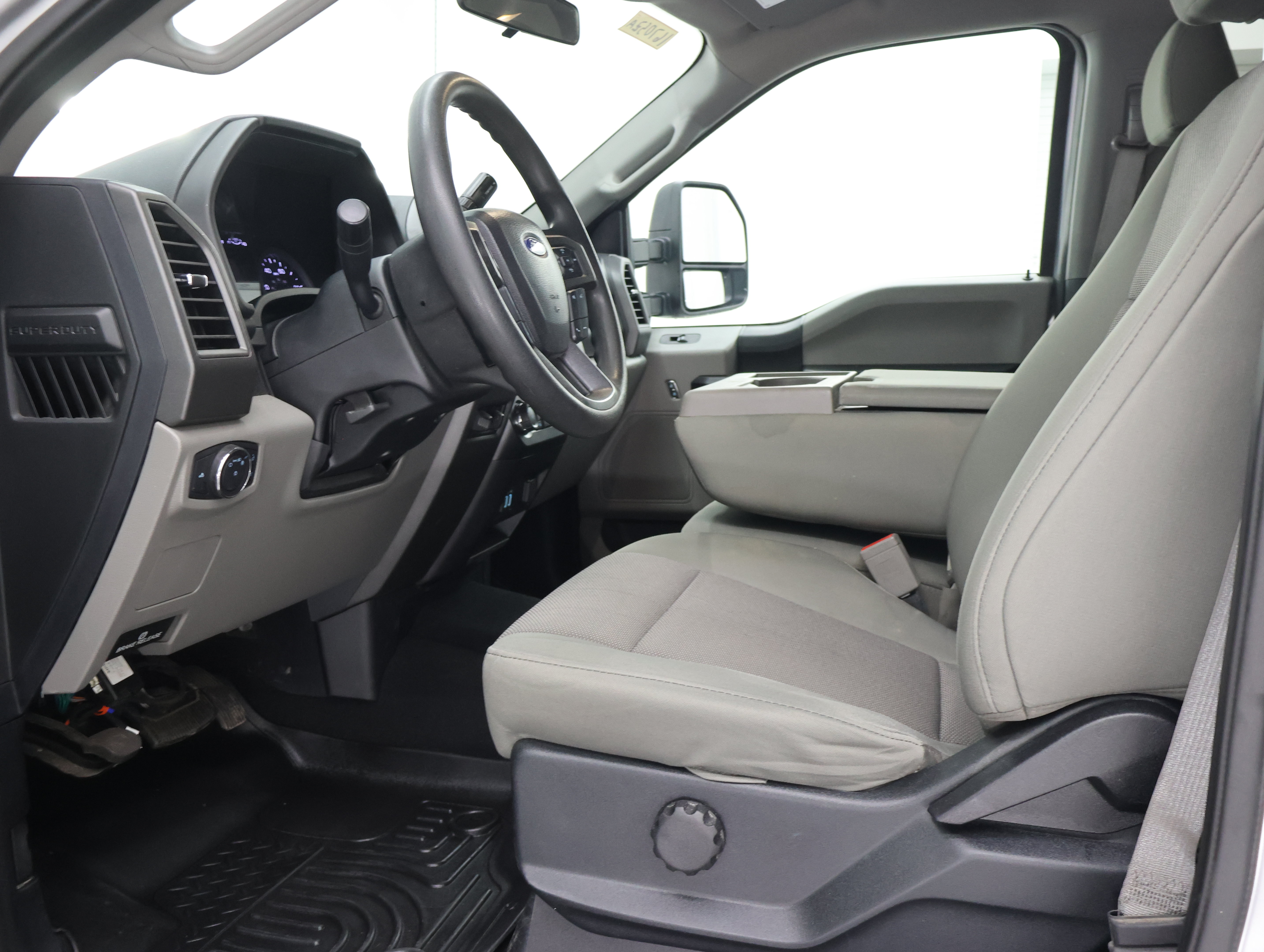 Used 2019 Ford F250 XL w/ STX Appearance Package AWD/4WD image 8
